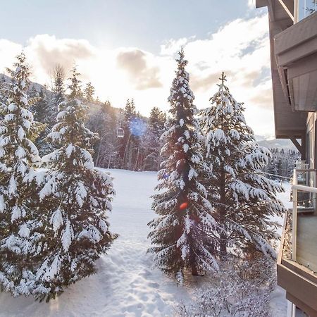 The Best Ski In Ski Out Two Bedroom Condo At Aspens Уислър Екстериор снимка